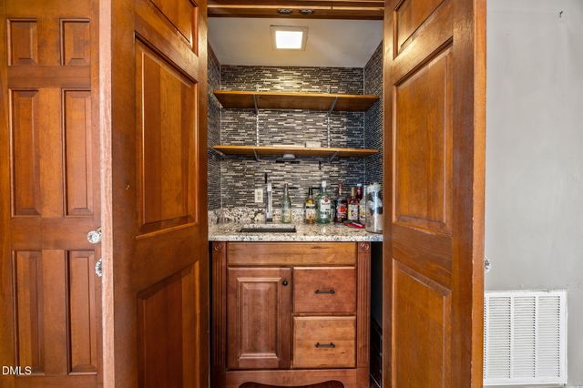 5808 Devon Circle, Raleigh, NC 27604