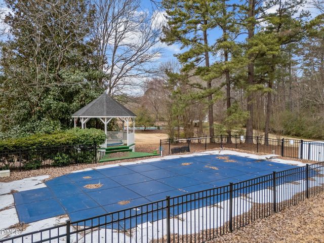 5808 Devon Circle, Raleigh, NC 27604