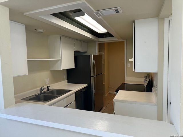 605 Oak Park Dr Unit 605, Boerne, TX 78006