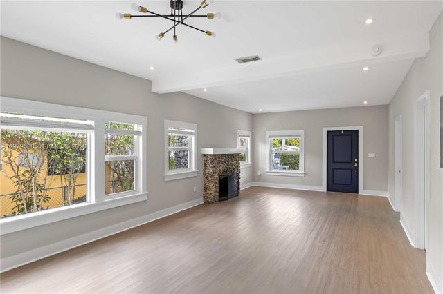 2434 SW 15th St, Miami, FL 33145