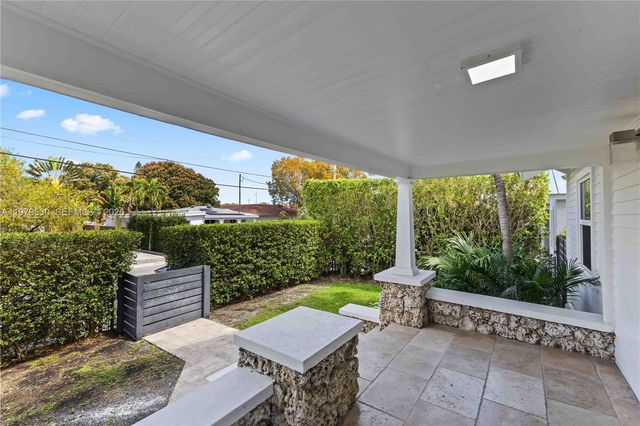 2434 SW 15th St, Miami, FL 33145