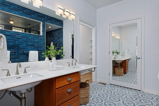 700 Windflower Drive, Longmont, CO 80504