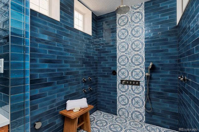 700 Windflower Drive, Longmont, CO 80504