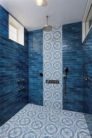 700 Windflower Drive, Longmont, CO 80504