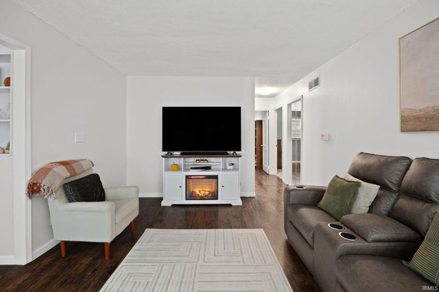 1725 Shortridge Drive, Lafayette, IN 47905