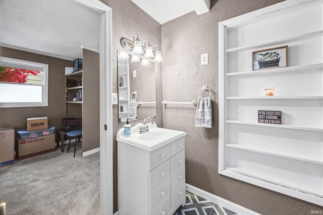 1725 Shortridge Drive, Lafayette, IN 47905