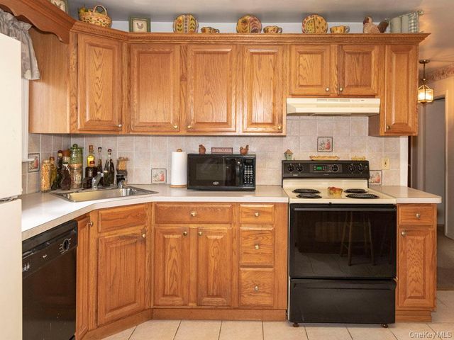 3601 Wadena Street, Seaford, NY 11783