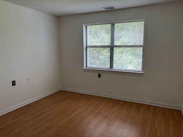 5001 Little River Rd Apt W215, Myrtle Beach, SC 29577