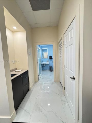 15420 SW 136th Street 3, Miami, FL 33196