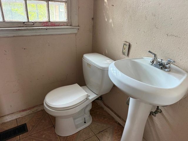 4000 NW 15th Street, Oklahoma City, OK 73107