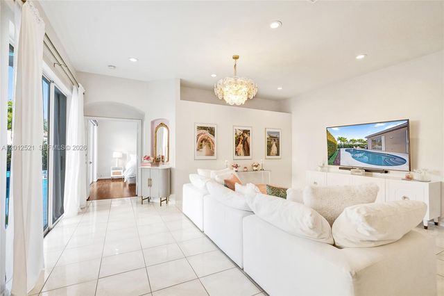 6928 NW 33rd St 6928, Margate, FL 33063