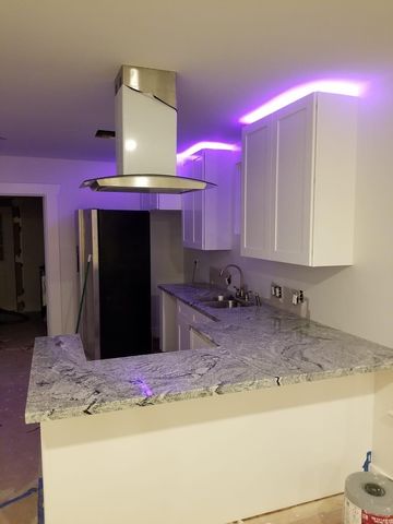 304 E 33rd Street, Houston, TX 77018