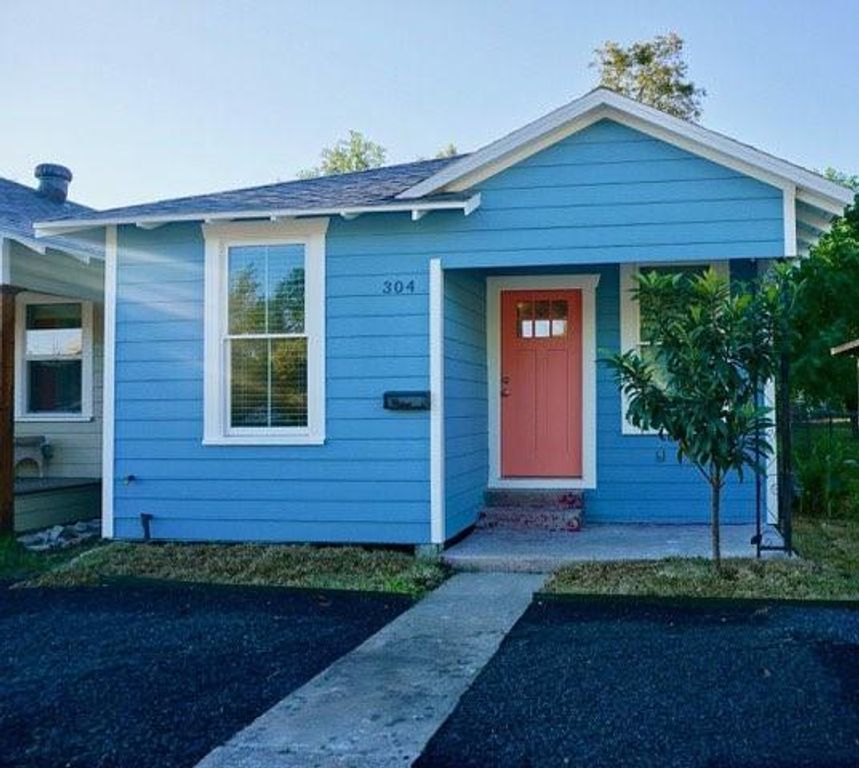 304 E 33rd Street, Houston, TX 77018