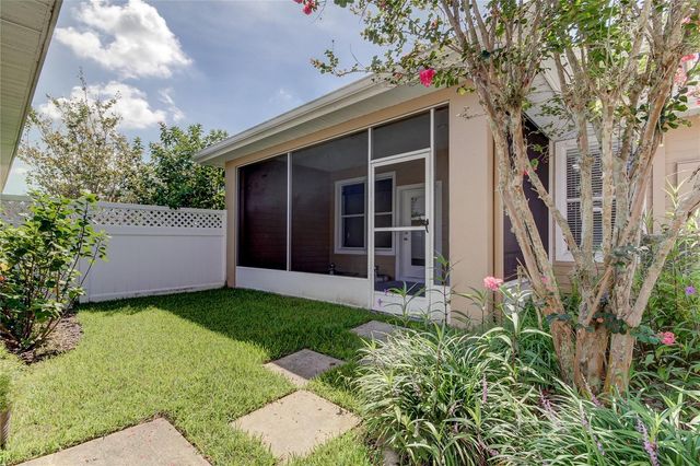 14606 BOURNEMOUTH ROAD, Tampa, FL 33626