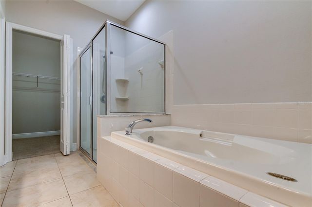 14606 BOURNEMOUTH ROAD, Tampa, FL 33626