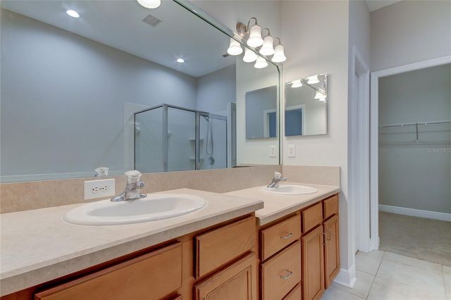 14606 BOURNEMOUTH ROAD, Tampa, FL 33626