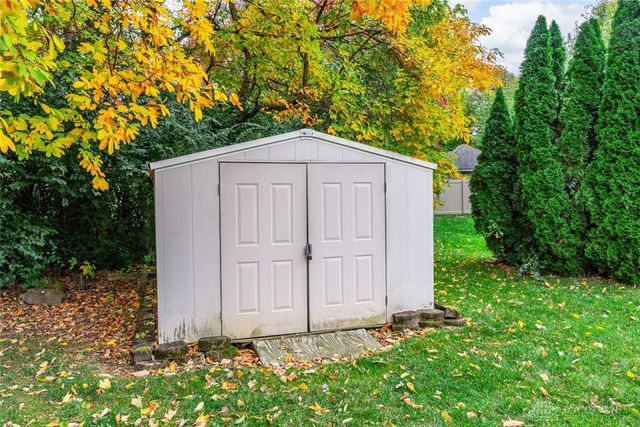 281 Locust Court, Beavercreek, OH 45440