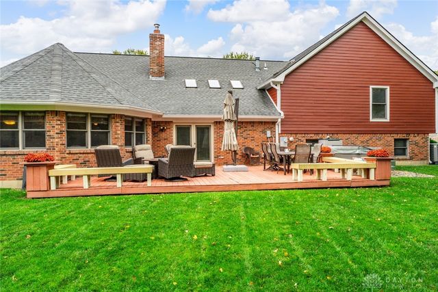 281 Locust Court, Beavercreek, OH 45440