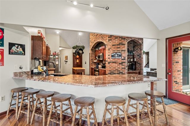 281 Locust Court, Beavercreek, OH 45440