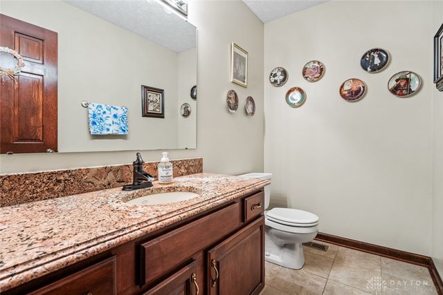 281 Locust Court, Beavercreek, OH 45440