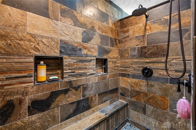 281 Locust Court, Beavercreek, OH 45440