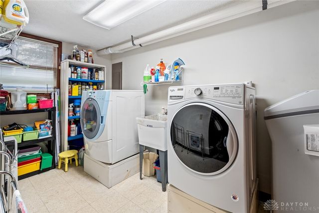 281 Locust Court, Beavercreek, OH 45440