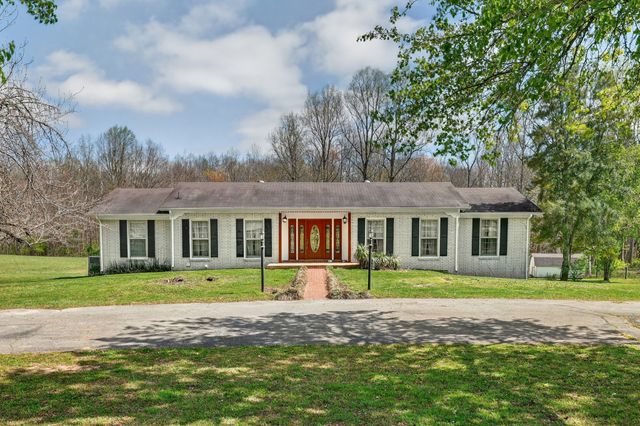 502 Corders Crossroads Rd, Fayetteville, TN 37334