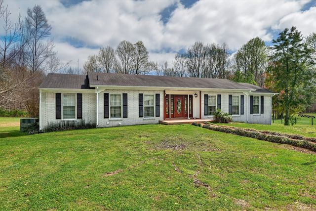 502 Corders Crossroads Rd, Fayetteville, TN 37334