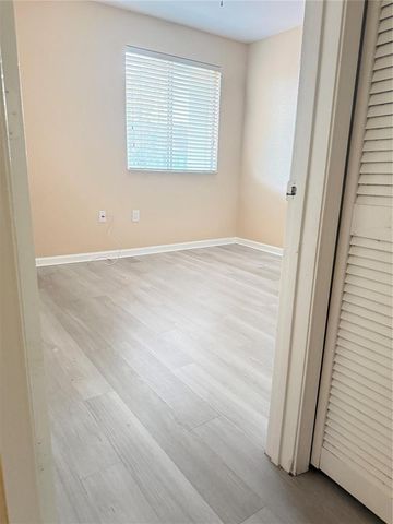 1433 SE 24th Court 261, Homestead, FL 33035