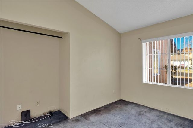 14671 Ponderosa Ranch Road, Victorville, CA 92392