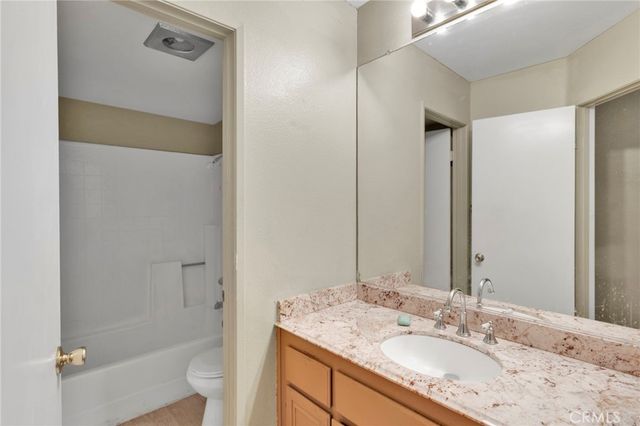 14671 Ponderosa Ranch Road, Victorville, CA 92392