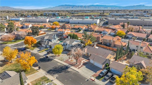 14671 Ponderosa Ranch Road, Victorville, CA 92392