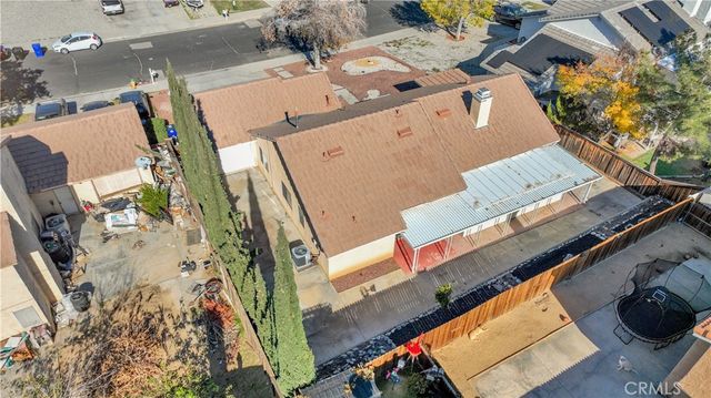 14671 Ponderosa Ranch Road, Victorville, CA 92392