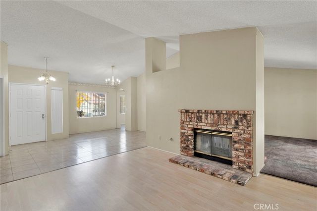 14671 Ponderosa Ranch Road, Victorville, CA 92392