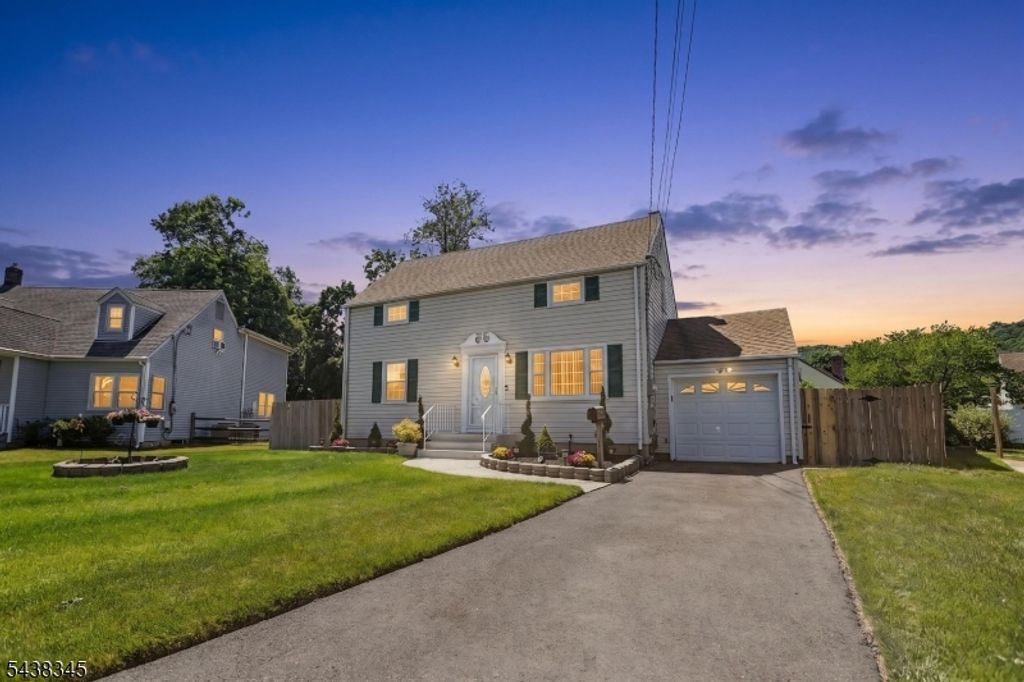 37 Glen Ct, North Plainfield Boro, NJ 07063 — photo 2