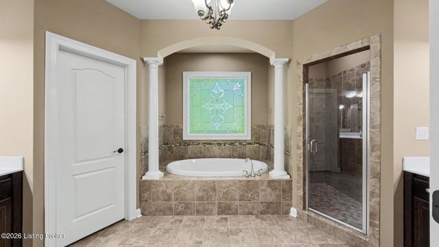 14712 Forbes Cir, Louisville, KY 40245