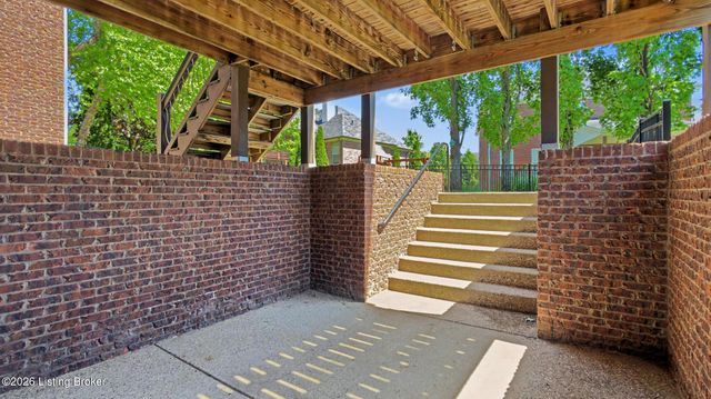 14712 Forbes Cir, Louisville, KY 40245