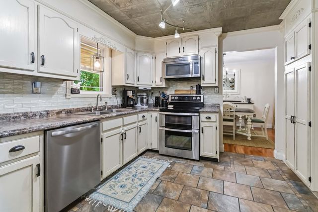 22 Taylor Subdivision Road, London, KY 40744