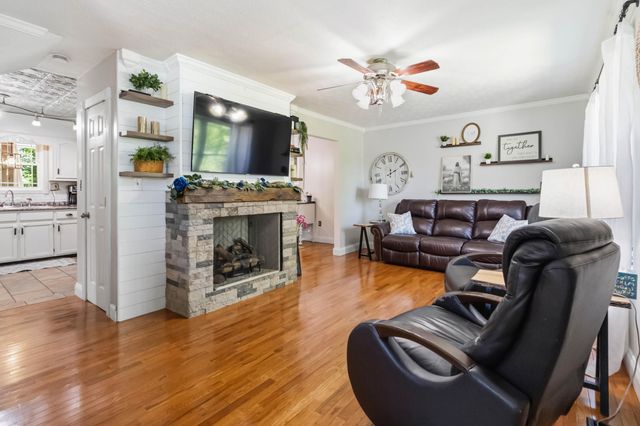 22 Taylor Subdivision Road, London, KY 40744