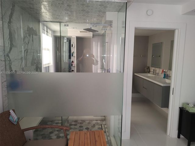 290 174th St 2101, Sunny Isles Beach, FL 33160