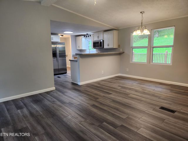 2208 Rifle Range Drive, Knoxville, TN 37918