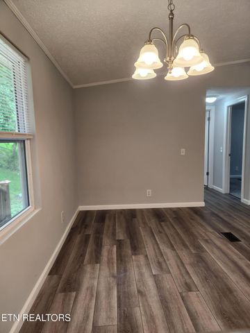 2208 Rifle Range Drive, Knoxville, TN 37918