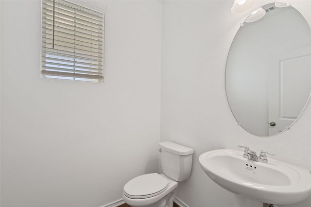 301 Montauk LOOP, Georgetown, TX 78628