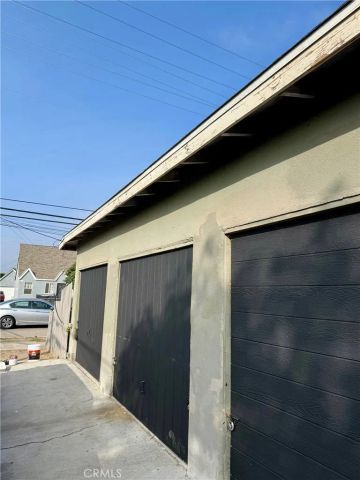 695 W 17th St, San Bernardino, CA 92405