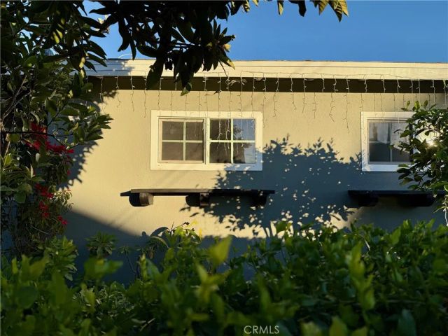 695 W 17th St, San Bernardino, CA 92405