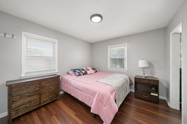 1780 NW 81st Street, Clive, IA 50325