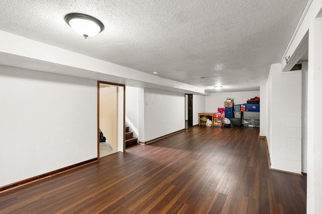 1780 NW 81st Street, Clive, IA 50325