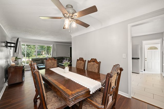 1780 NW 81st Street, Clive, IA 50325