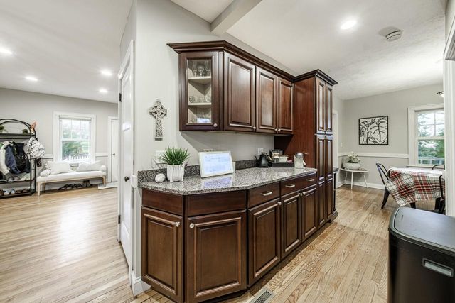 16355 Coronado COURT, Brookfield, WI 53005