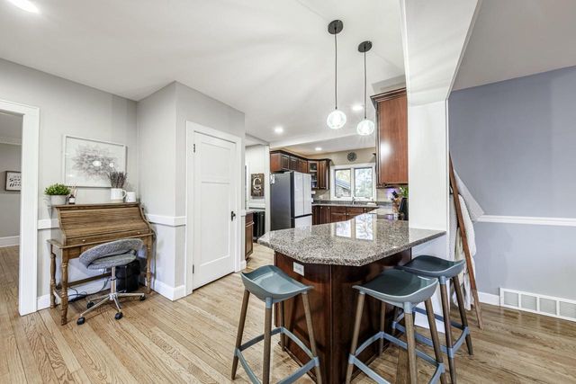 16355 Coronado COURT, Brookfield, WI 53005